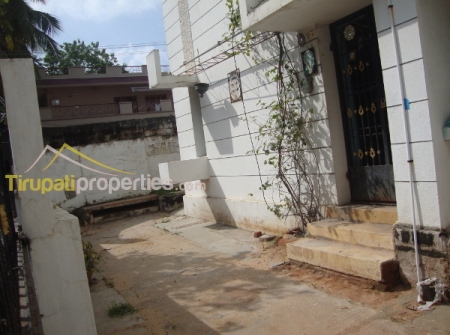 1) Old House for Sale in Balaji Colony, Tirupati.JPG
